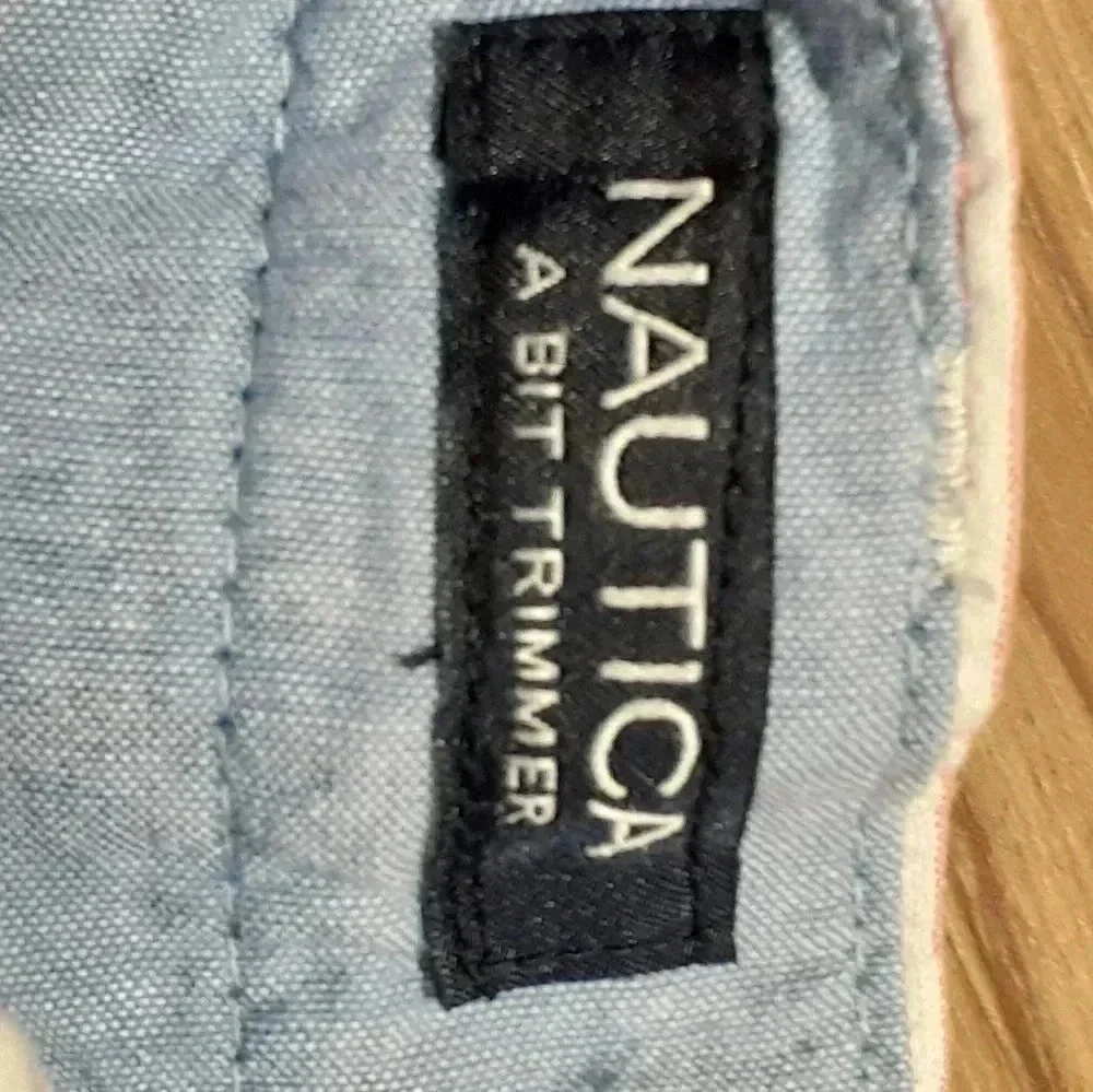 Nautica A Bit Trimmer Pants Size 32/34 EUC